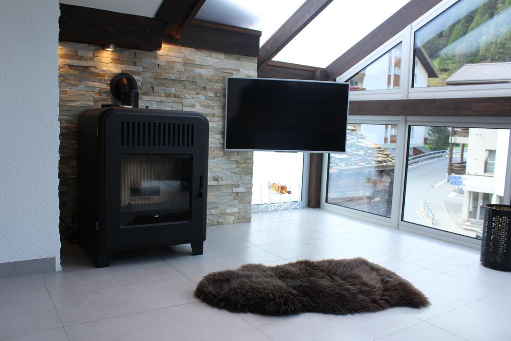Appartamento Haus Dorf 7 Saas-Grund Esterno foto