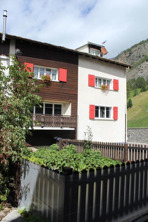 Appartamento Haus Dorf 7 Saas-Grund Esterno foto