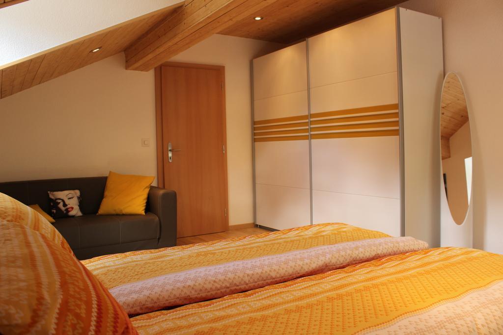 Appartamento Haus Dorf 7 Saas-Grund Esterno foto